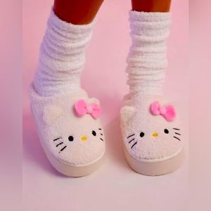 Hello Kitty × Forever 21 Platform Slippers Slides
